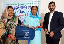 कृष्णनगरमा २२औँ महिला सामुदायिक स्वास्थ्य स्वयंसेवक दिवस धुमधामसँग मनाइयो, झोला र छाता वितरण